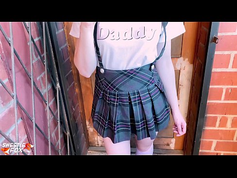 ❤️ A estudante chupa profundamente a sua pila e fode em vez de aulas. Porno vídeo em porno pt.pornosexphoto.ru ❌️❤