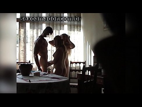 ❤️ Amigos sexuais convidam um homem gigante e um ménage à trois com ele Porno vídeo em porno pt.pornosexphoto.ru ❌️❤